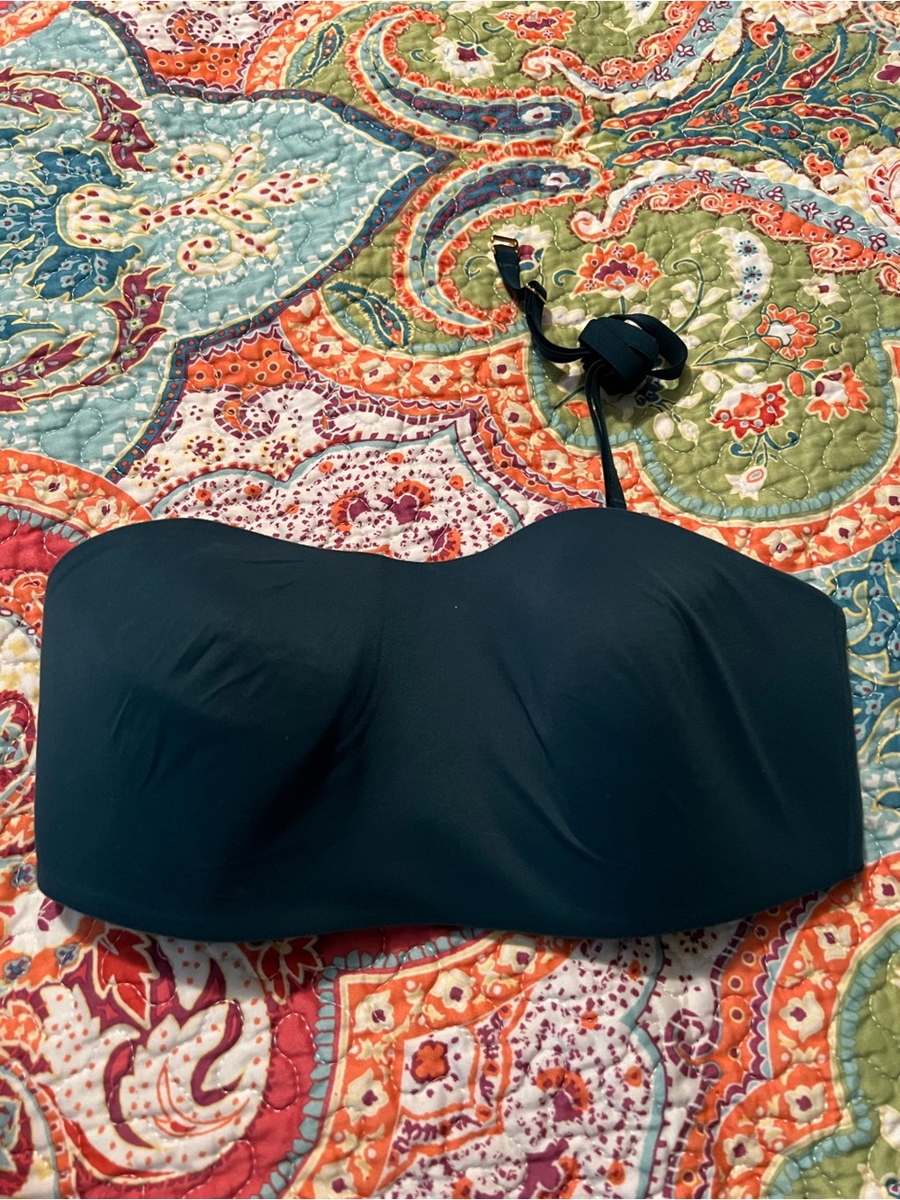 Hunter Green Victoria’s Secret Strapless Bra